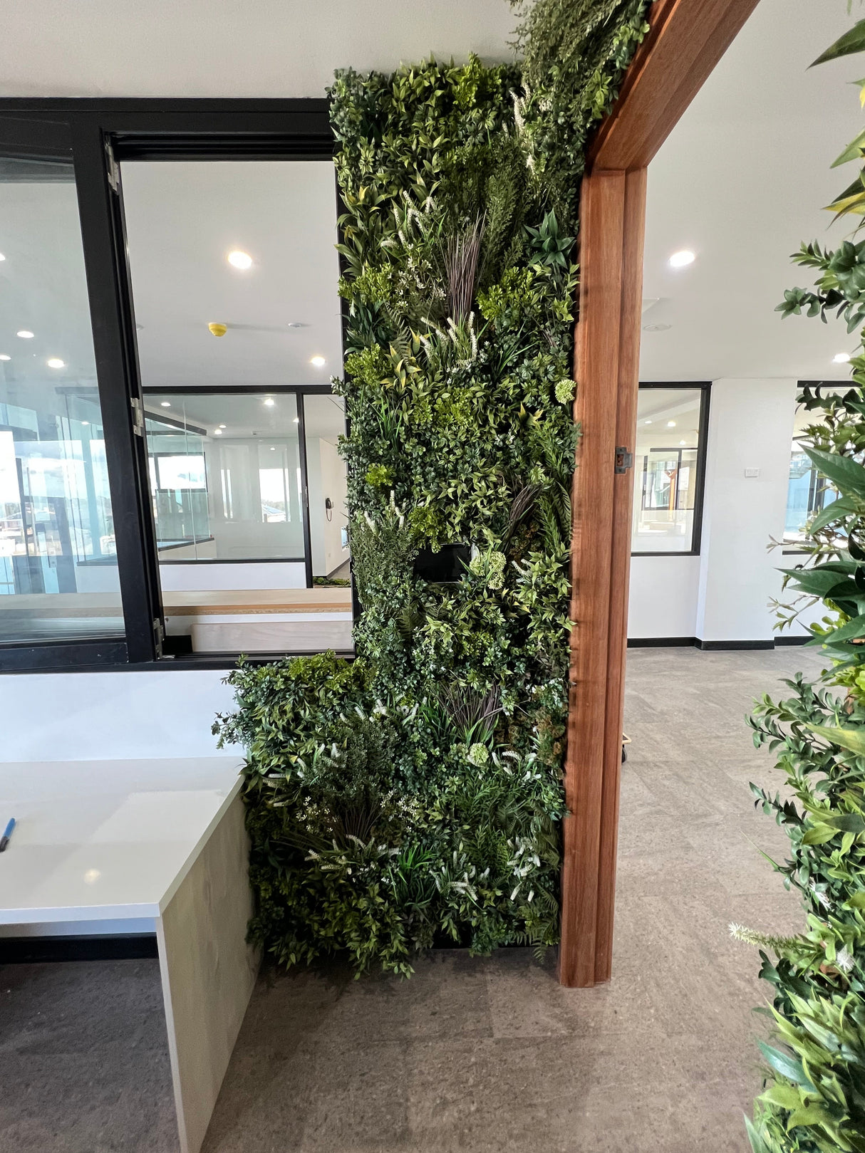 Designer Plants USA Garden of Eden 40"x40" Metal-Backed UV Fire-Resistant Green Wall